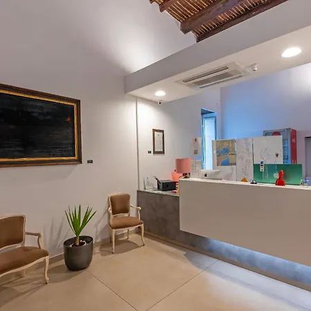 فندق Il Tesoro Smart & نابولي