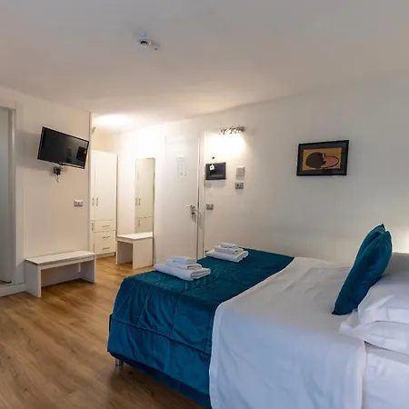 فندق Il Tesoro Smart &