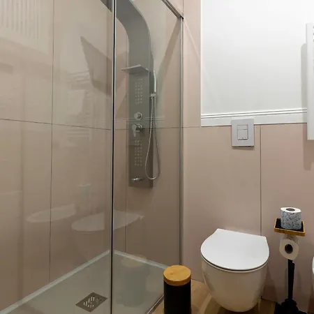 Il Tesoro Smart & 3* نابولي