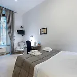 Il Tesoro Smart & 3* Nápoles