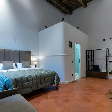 Il Tesoro Smart & 3* Νάπολη