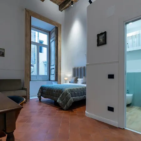 Il Tesoro Smart & 3* Неаполь
