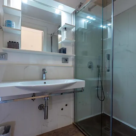 Отель Il Tesoro Smart & 3*