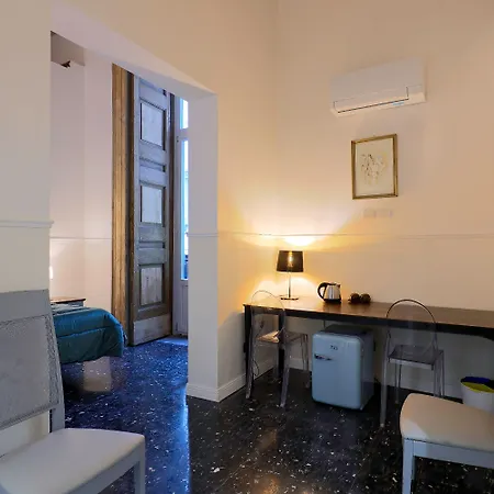 Hotel Il Tesoro Smart & Naples