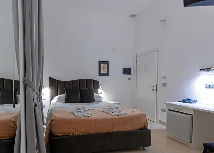 Ξενοδοχείο Il Tesoro Smart & Νάπολη