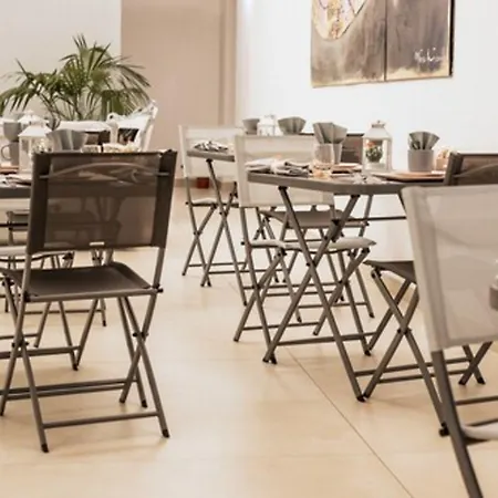 Il Tesoro Smart & Hotel Napels